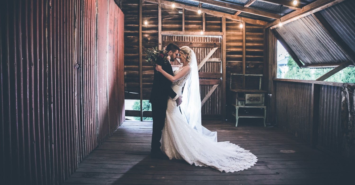 beautiful sunshine coast wedding photography by tawny photography and film