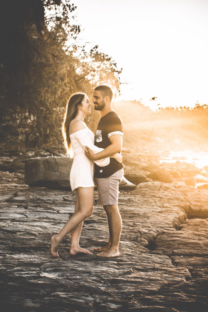 romantic beachside photography